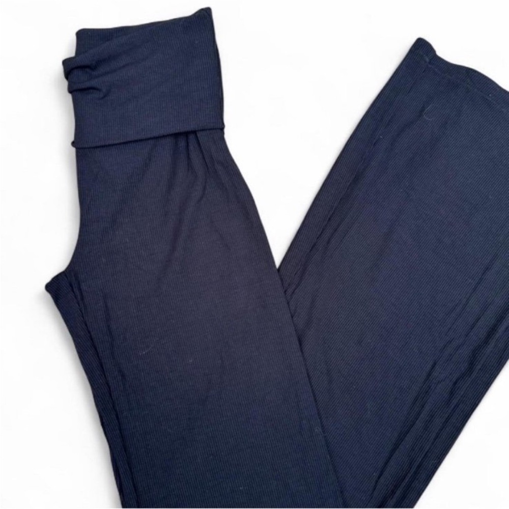 SKIMS *NWT SOFT LOUNGE FOLD OVER PANT | COLOR: ONYX - Picture 5 of 11